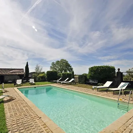 Sleeps 8 Wifi * Lavaurette