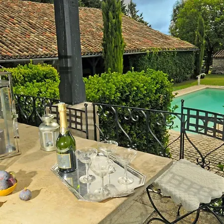 Sleeps 8 Wifi Vila Lavaurette